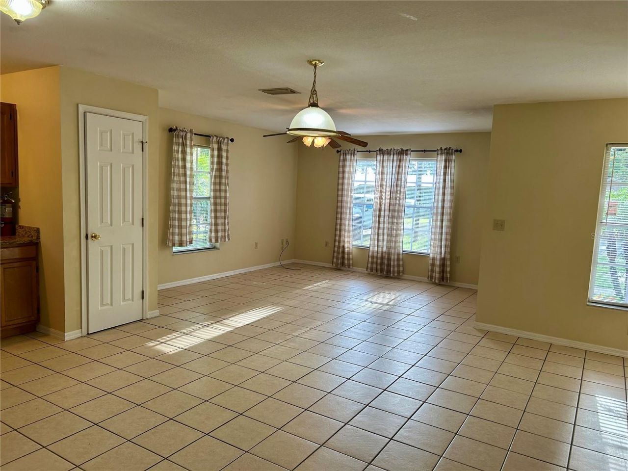 209 N 1st Avenue, Wauchula, FL 33873 Photo