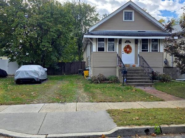 437 VELDE AVENUE, PENNSAUKEN, NJ 08110