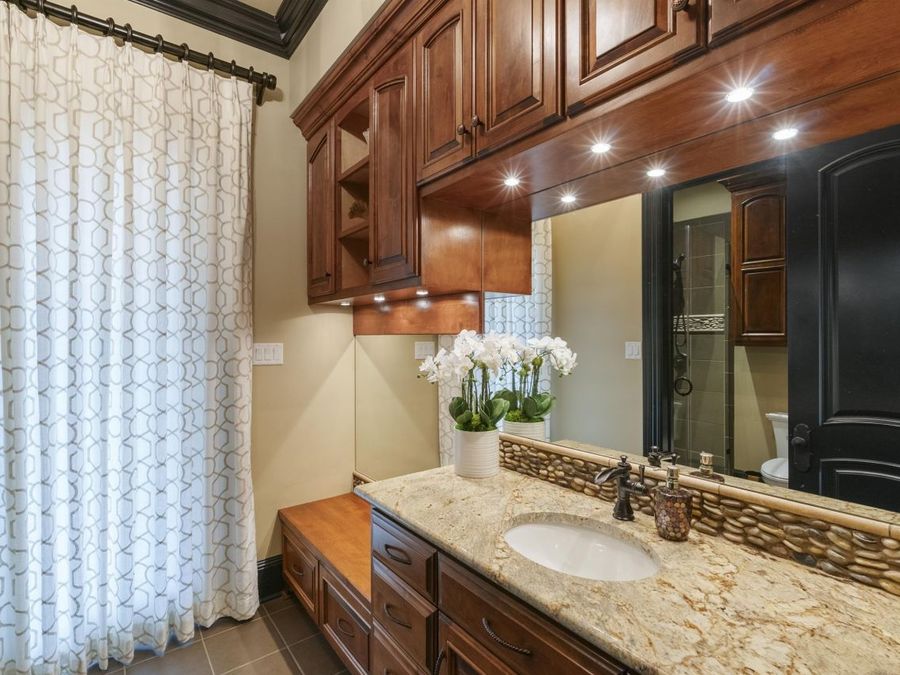 Property Image 46