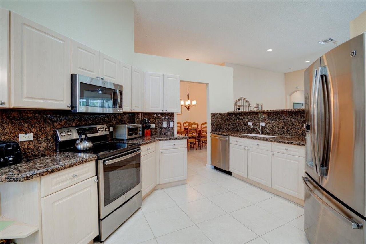 4701 Carlton Golf Drive, Lake Worth, FL 33449 Photo