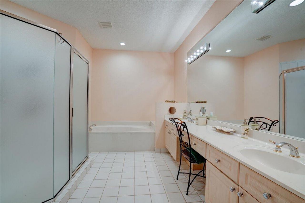 4701 Carlton Golf Drive, Lake Worth, FL 33449 Photo