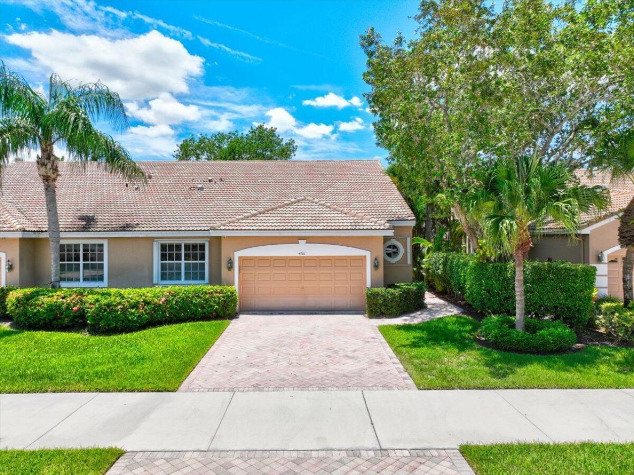4701 Carlton Golf Drive, Lake Worth, FL 33449 Photo