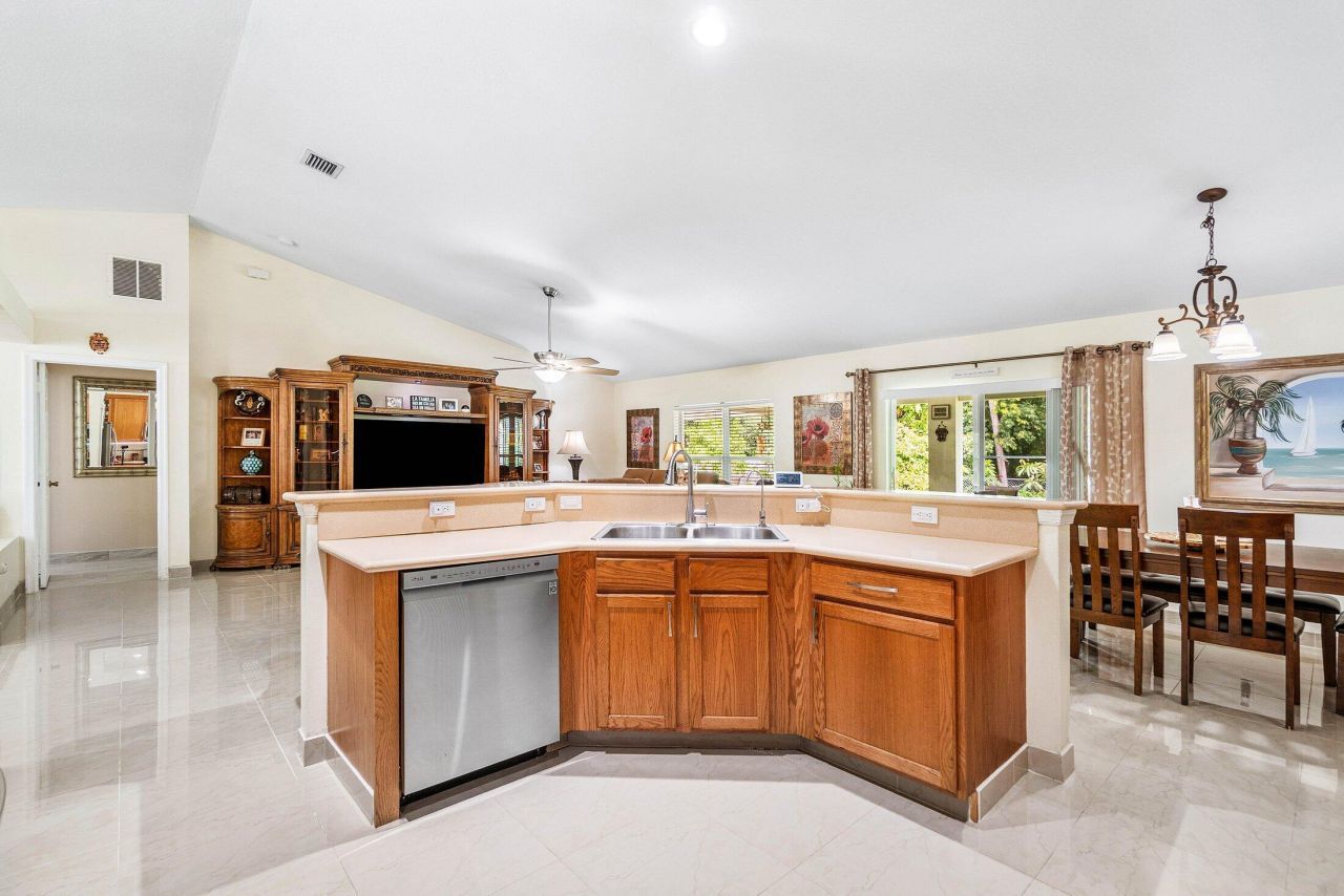 1629 SW Fortune Road, Port Saint Lucie, FL 34953 Photo