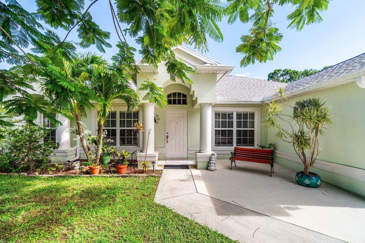 1629 SW Fortune Road, Port Saint Lucie, FL 34953 Photo