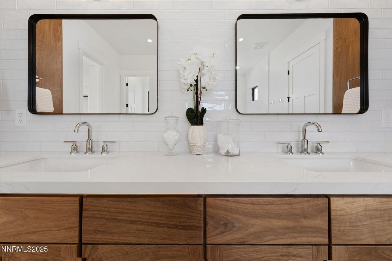 2411 Blaze Court, Gardnerville, NV 89410 Photo