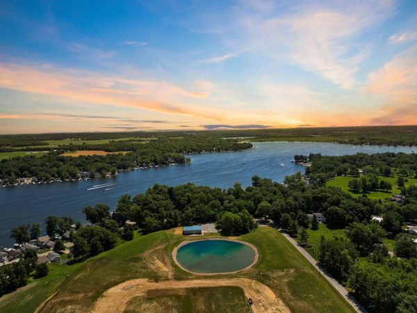 4116 E Stanton Road, Leesburg, IN 46538