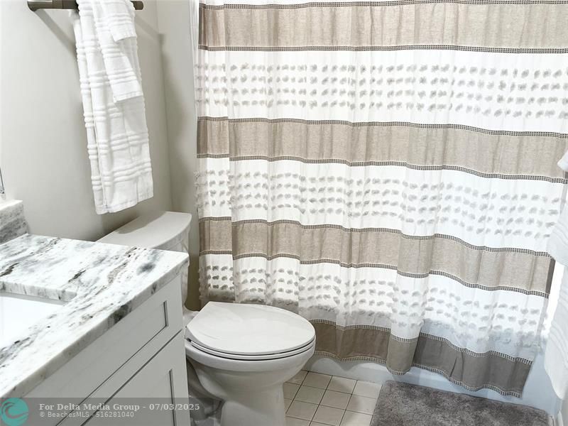 40 NE Plantation Road, Unit 410, Stuart, FL 34996 Photo