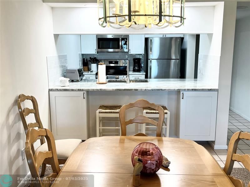 40 NE Plantation Road, Unit 410, Stuart, FL 34996 Photo