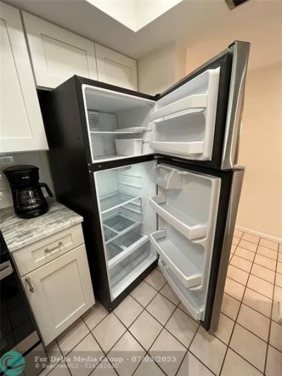 40 NE Plantation Road, Unit 410, Stuart, FL 34996 Photo