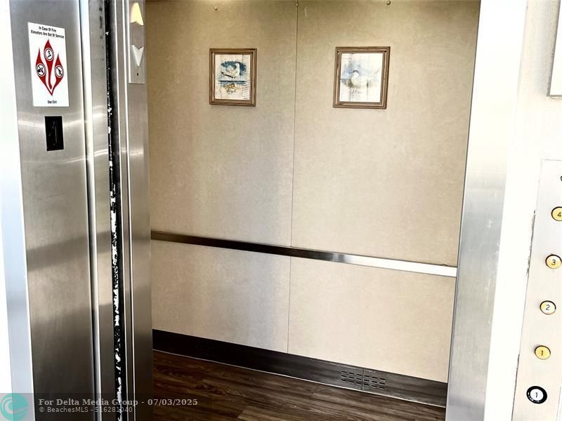 40 NE Plantation Road, Unit 410, Stuart, FL 34996 Photo