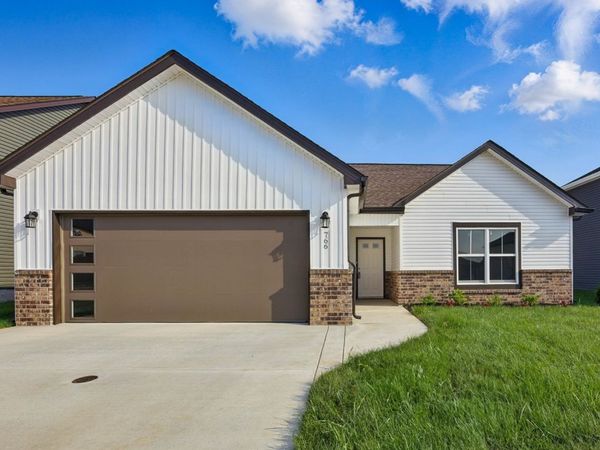 766 Emma Dean Dr, Clarksville, TN 37042