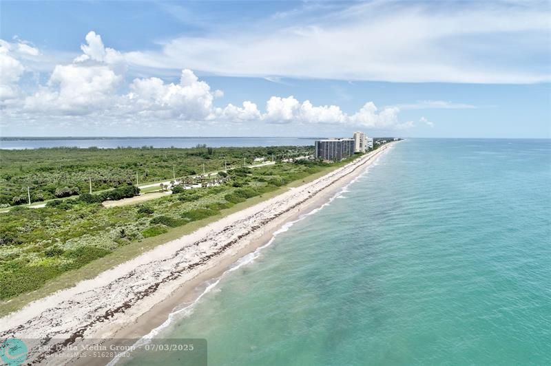 40 NE Plantation Road, Unit 208, Stuart, FL 34996 Photo