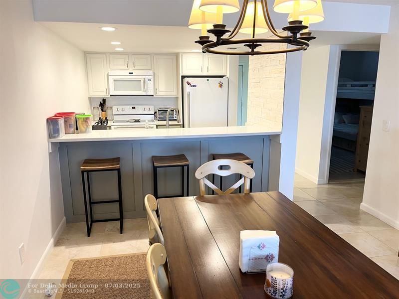 40 NE Plantation Road, Unit 208, Stuart, FL 34996 Photo