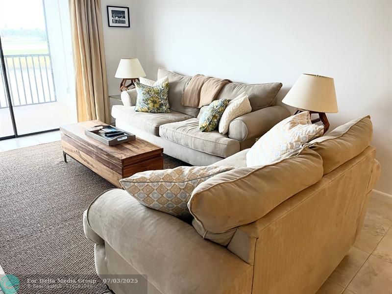 40 NE Plantation Road, Unit 208, Stuart, FL 34996 Photo