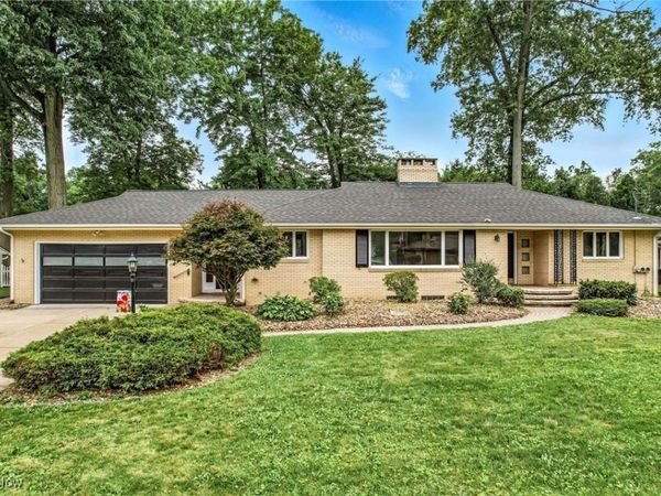 3730 Northwood Drive SE, Warren, OH 44484