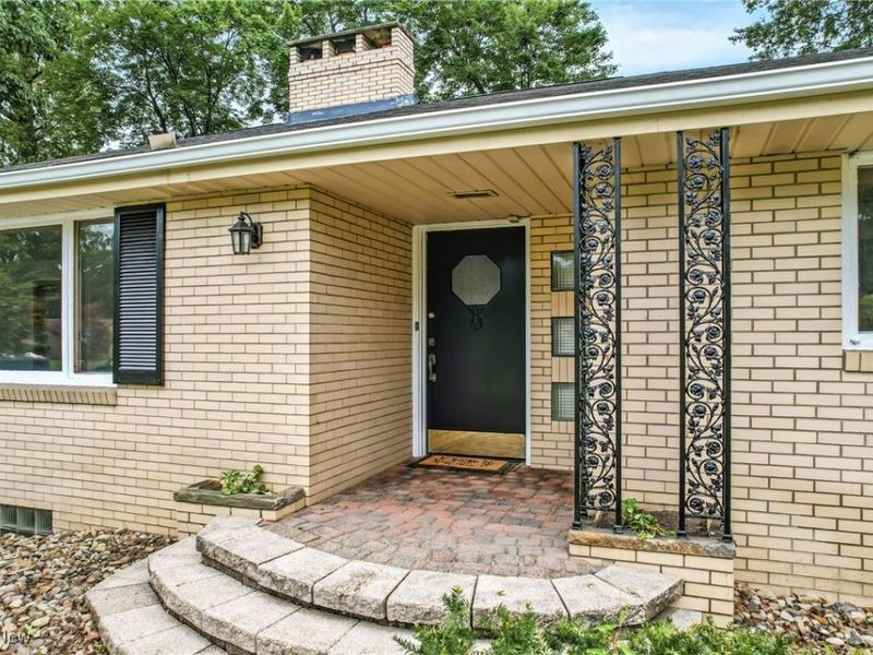 3730 Northwood Drive SE, Warren, OH 44484 Photo 5