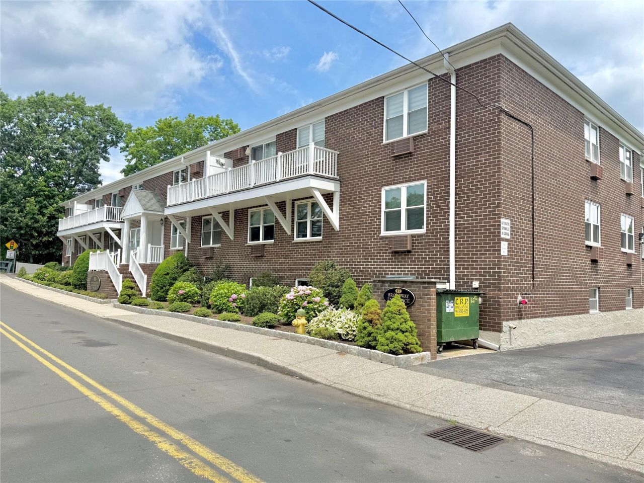 17 Broadway, Unit 2K, Harrison, NY 10528 Main Photo