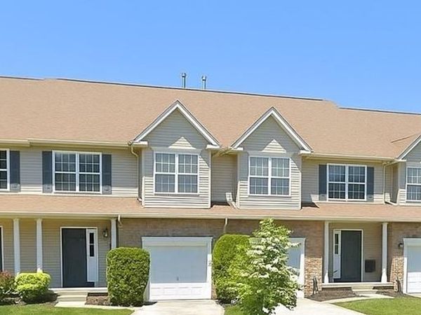 6 WAYNE COURT, BLACKWOOD, NJ 08012