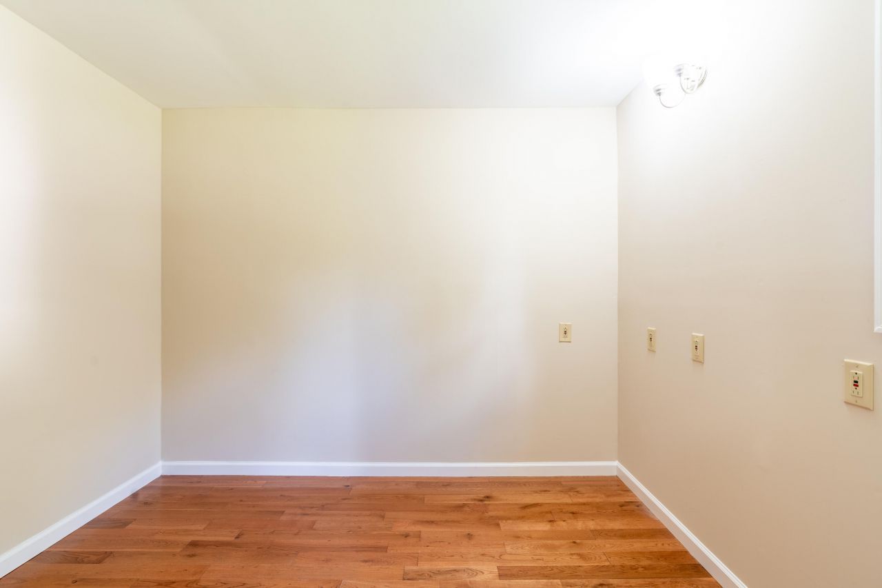 102 Jackson Road Photo 14