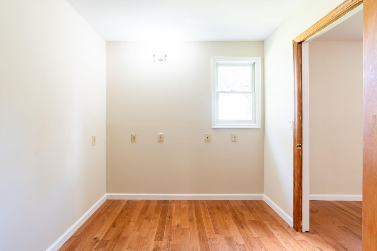 102 Jackson Road Photo 15