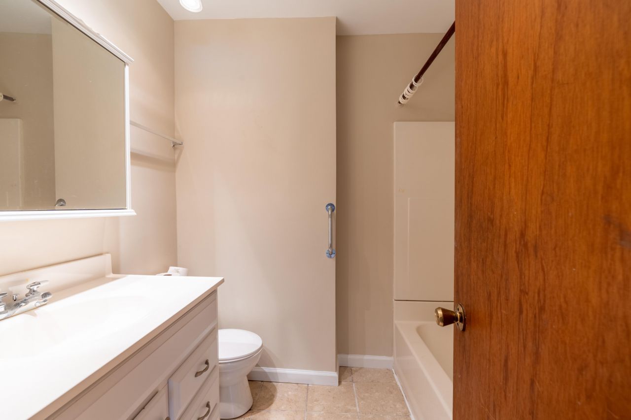 102 Jackson Road Photo 18