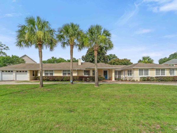 57 Star Lake Dr, Pensacola, FL 32507