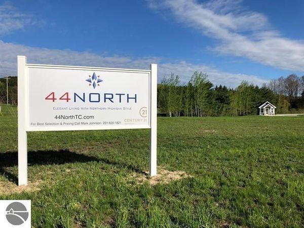 13820 Azmiuth Drive, Traverse City, MI 49684