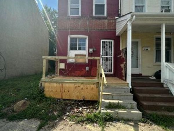 639 N WILLOW STREET, TRENTON, NJ 08618