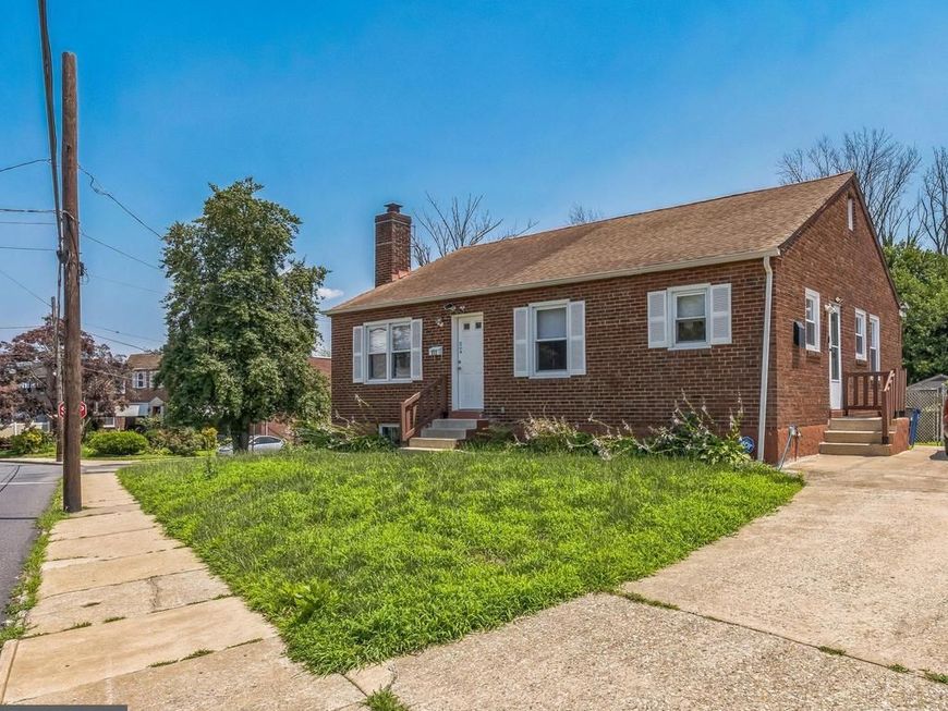 711 Poplar Street, Sharon Hill, PA 19079 Main Photo