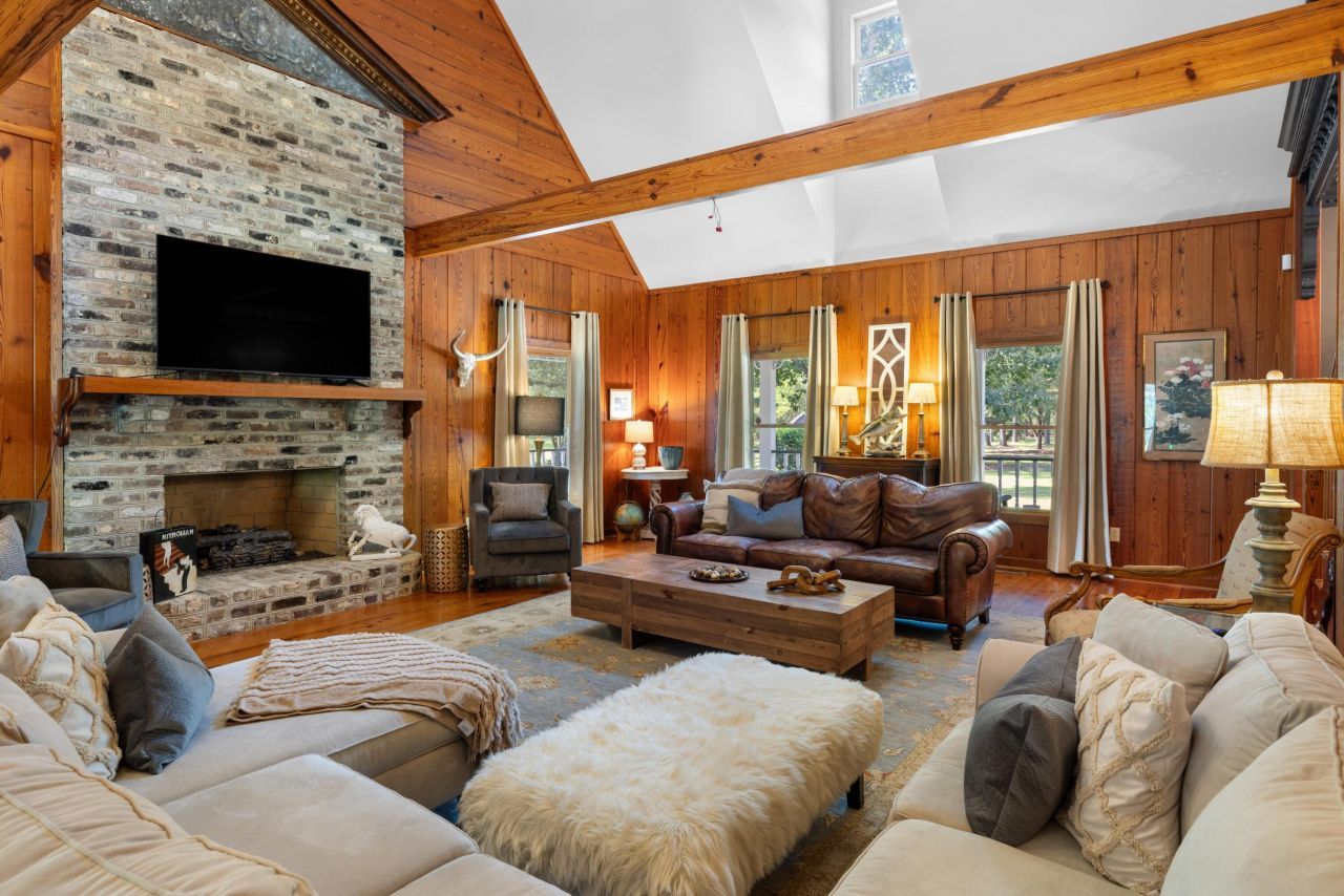 1068 Witherbee Road Photo 11