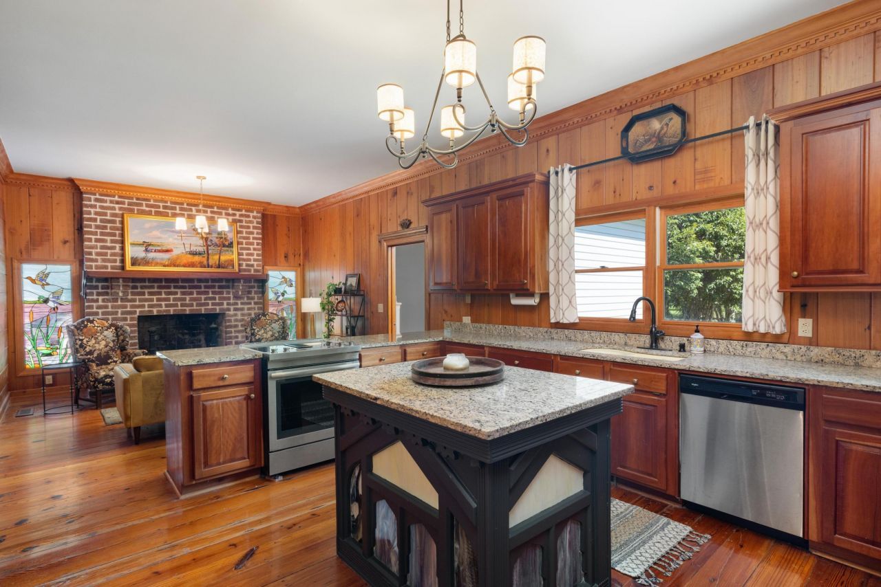 1068 Witherbee Road Photo 15