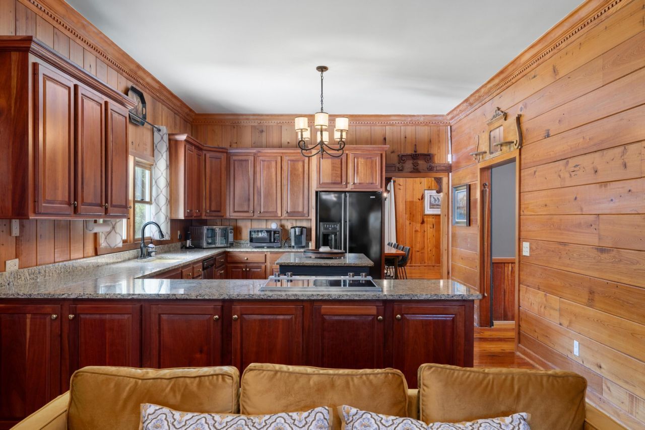 1068 Witherbee Road Photo 18