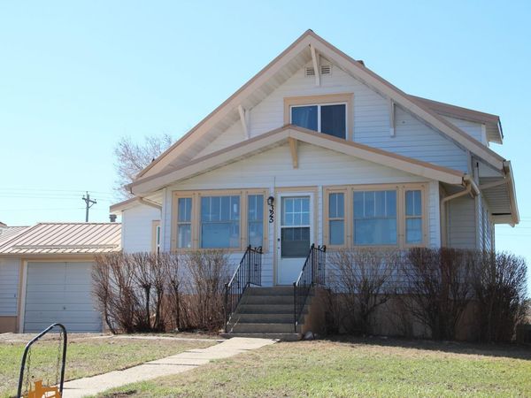 325 W 6th Street, Winner, SD 57580
