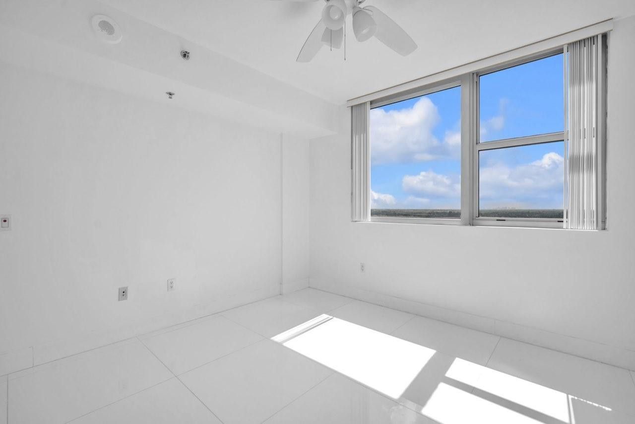 2641 N Flamingo Road, Unit 1608N, Sunrise, FL 33323 Photo