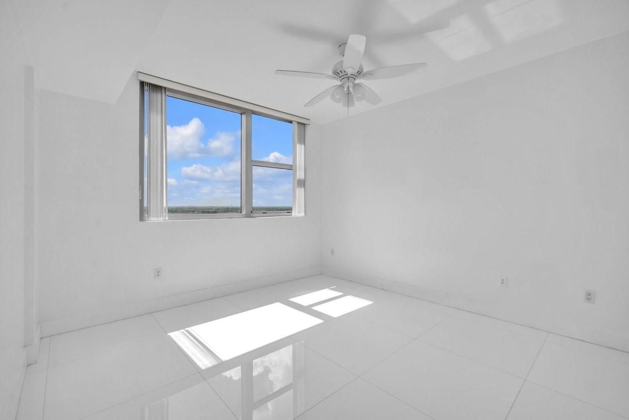 2641 N Flamingo Road, Unit 1608N, Sunrise, FL 33323 Photo