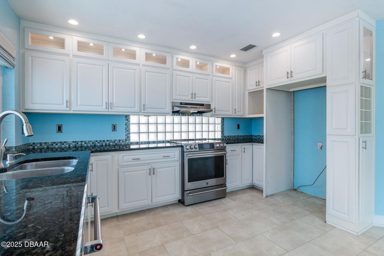 339 Ocean Shore Boulevard, Ormond Beach, FL 32176 Photo