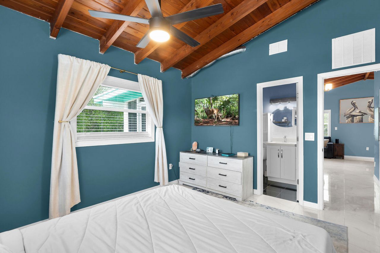 31042 Hibiscus Drive, Big Pine Key, FL 33043 Photo