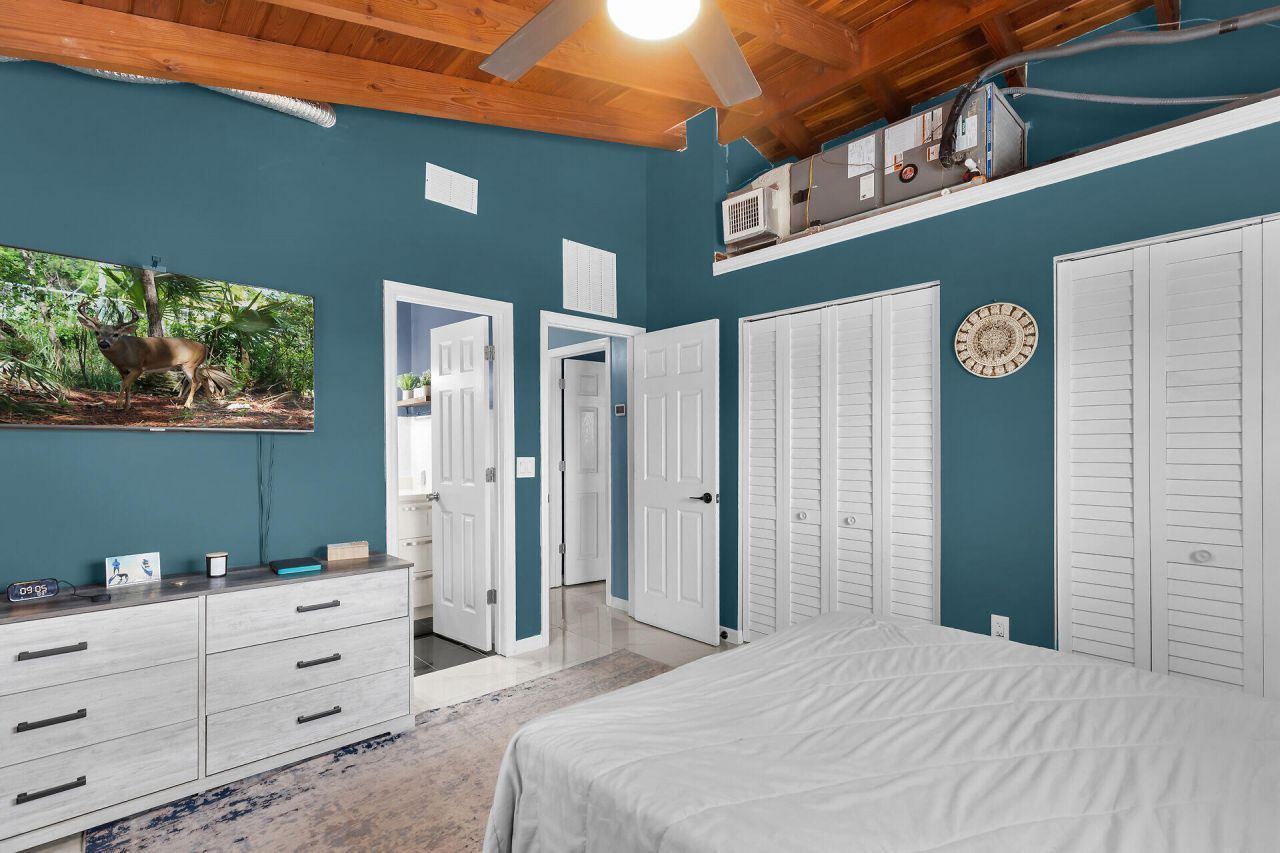 31042 Hibiscus Drive, Big Pine Key, FL 33043 Photo