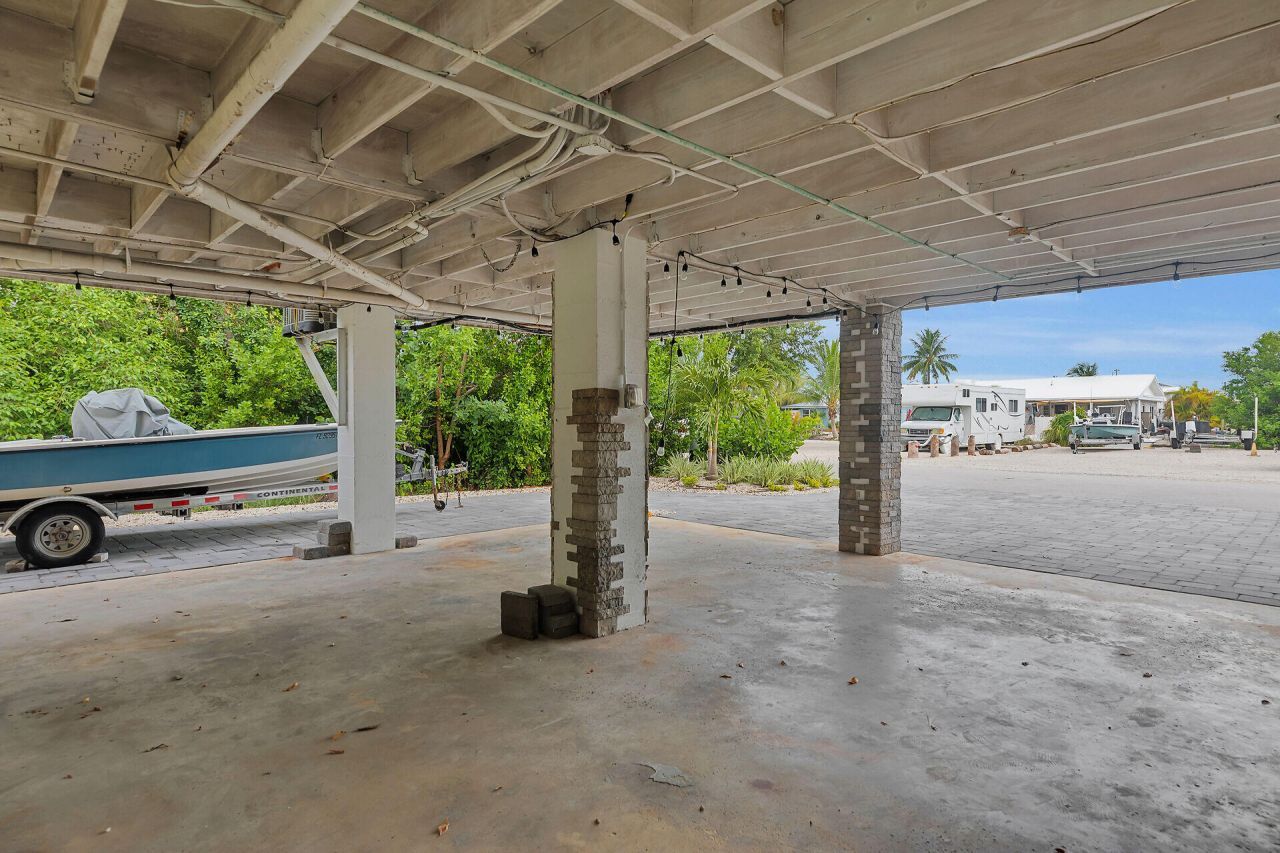 31042 Hibiscus Drive, Big Pine Key, FL 33043 Photo