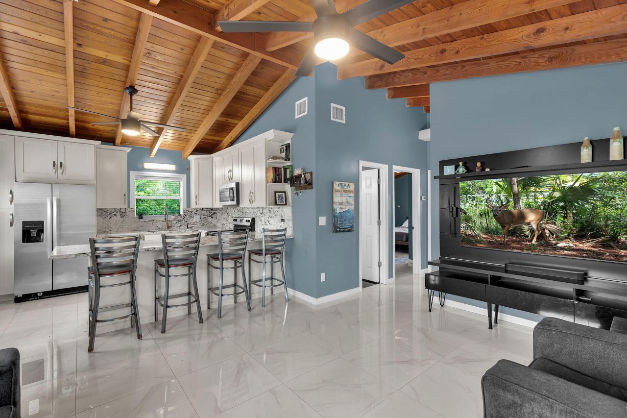 31042 Hibiscus Drive, Big Pine Key, FL 33043 Photo