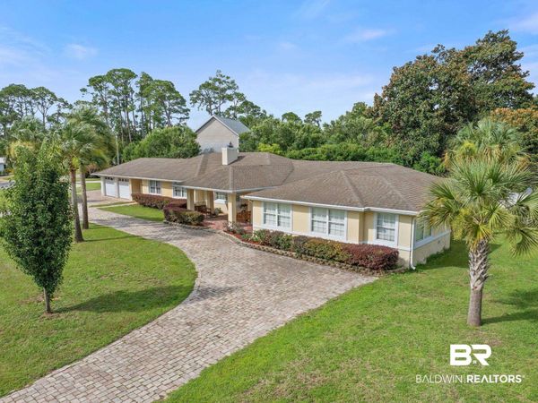 57 Star Lake, Pensacola, FL 32507