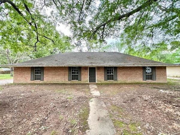 12646 Canterbury Dr, Baton Rouge, LA 70814