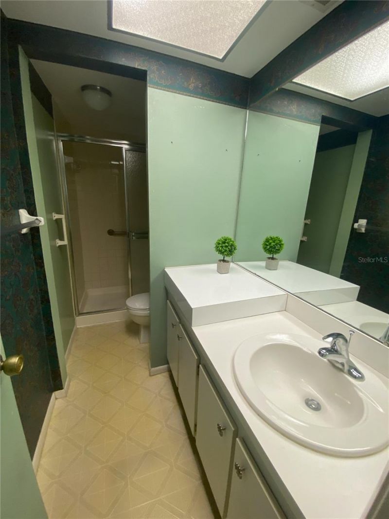 425 30th Avenue W, Unit C211, Bradenton, FL 34205 Photo