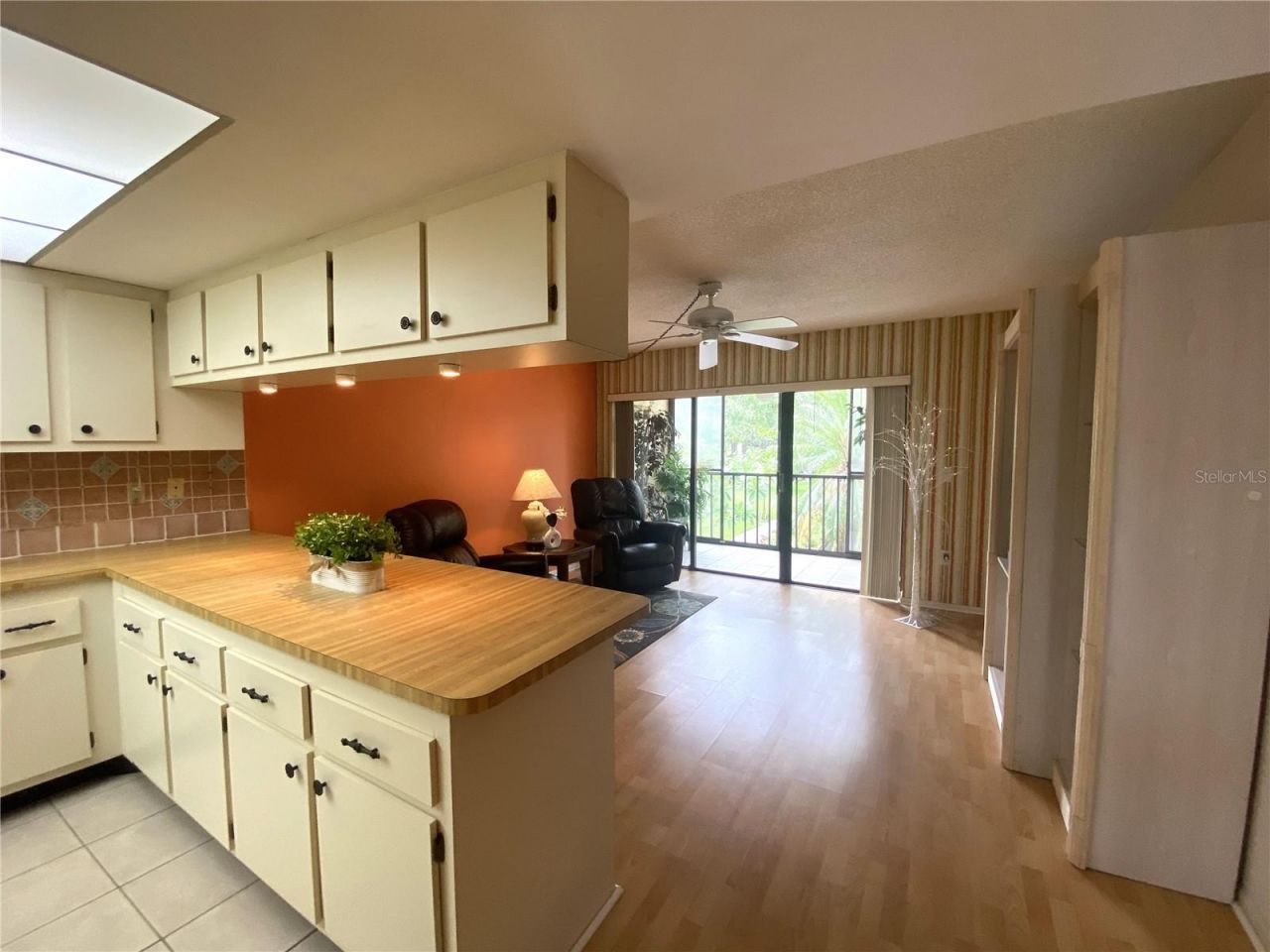 425 30th Avenue W, Unit C211, Bradenton, FL 34205 Photo