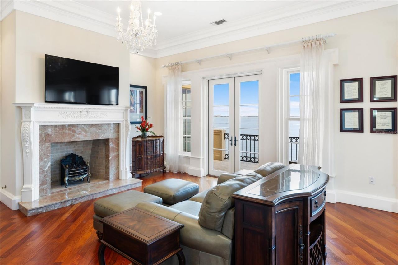 309 Ringling Point Drive, Sarasota, FL 34234 Photo