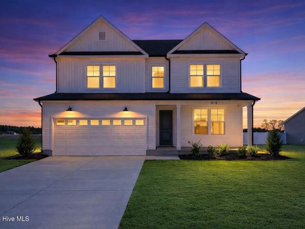 818 Fairway Road, Ayden, NC 28513