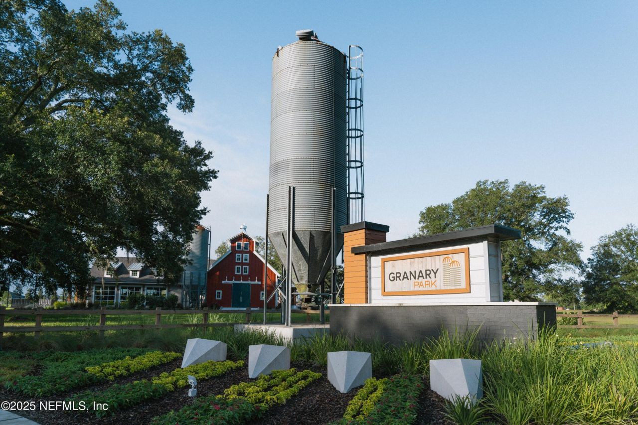 3114 Adelaide Road, Green Cove Springs, FL 32043 Main Photo