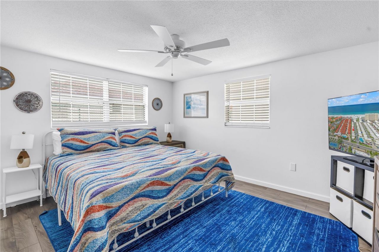 6150 Midnight Pass Road, Unit V38, Sarasota, FL 34242 Photo