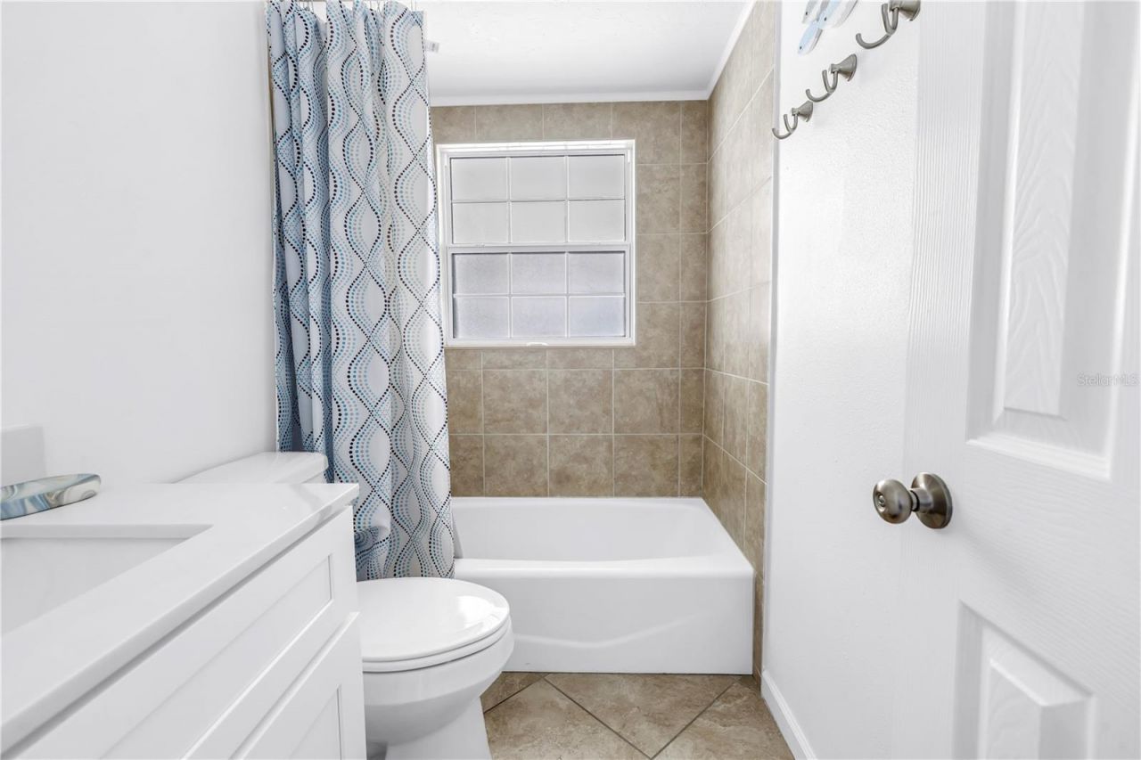 6150 Midnight Pass Road, Unit V38, Sarasota, FL 34242 Photo