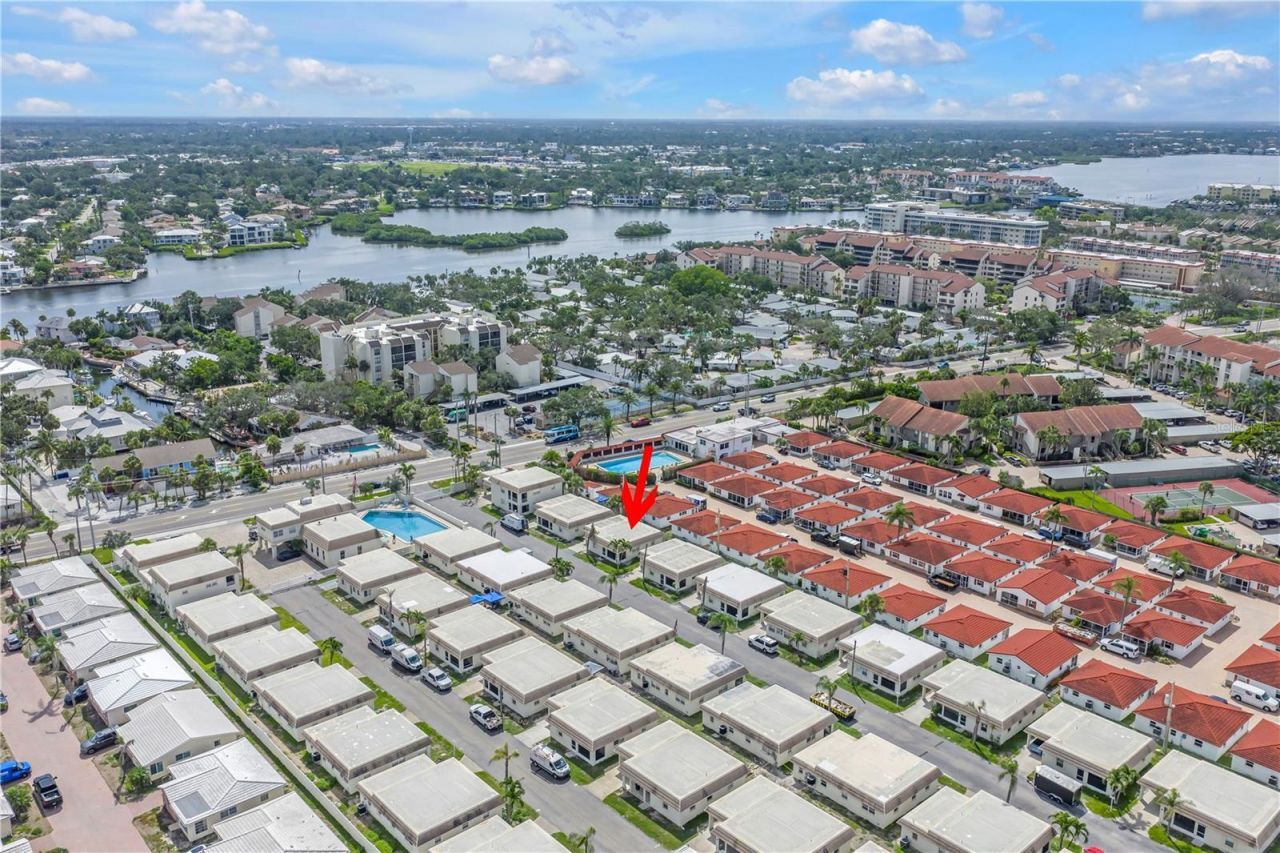 6150 Midnight Pass Road, Unit V38, Sarasota, FL 34242 Photo